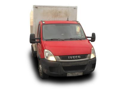 Лобовое стекло IVECO DAILY IV (4) (2006-2011 г.в.) на технике 